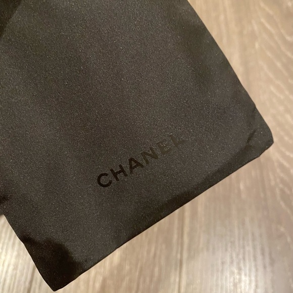 Chanel Mascara - Picture 4 of 4